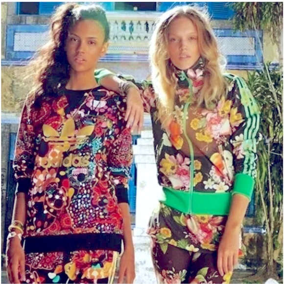 Adidas X Farm Rio Maracatu Firebird Sweatshirt Med Gold Trefoil Unisex - Picture 1 of 11